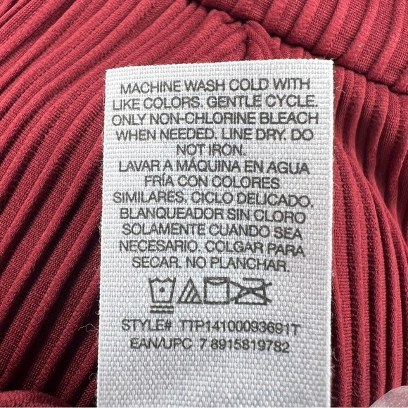 NEW 1x TIME AND TRU BURGUNDY SWIM TOP RETROINED WIREFREE RETRO PLUS NWT - Picture 7 of 8